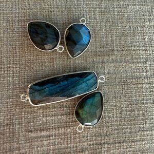 Sterling Silver Blue Labradorite Connector & Pendants